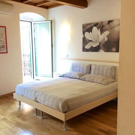 ホテル ラ ドルチェ ビータ リオマッジョーレ 部屋 写真